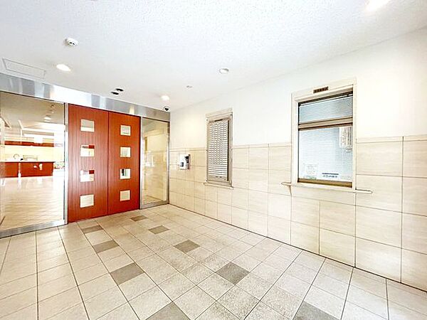 エントランスを拡大表示