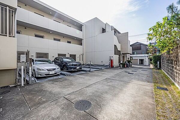 駐車場を拡大表示