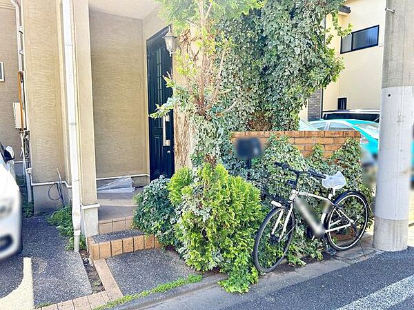 玄関を拡大表示