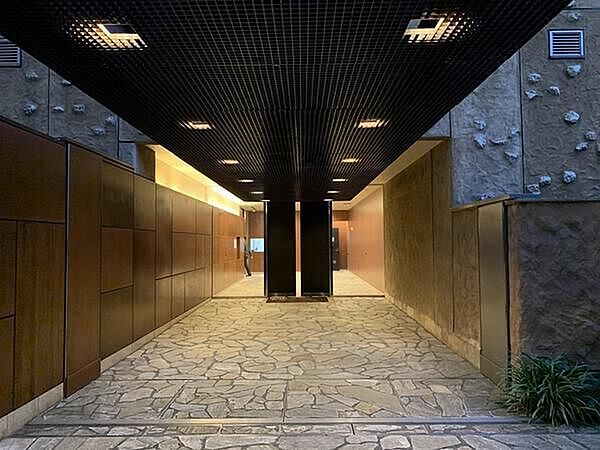 エントランスを拡大表示