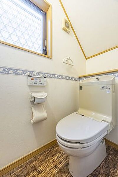トイレを拡大表示