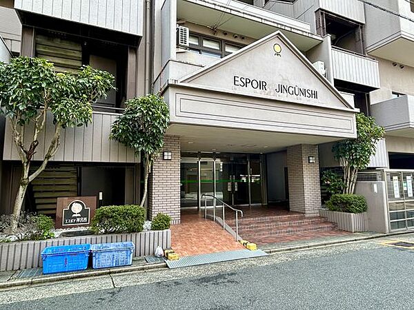 エントランスを拡大表示