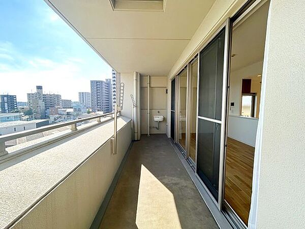 バルコニーを拡大表示