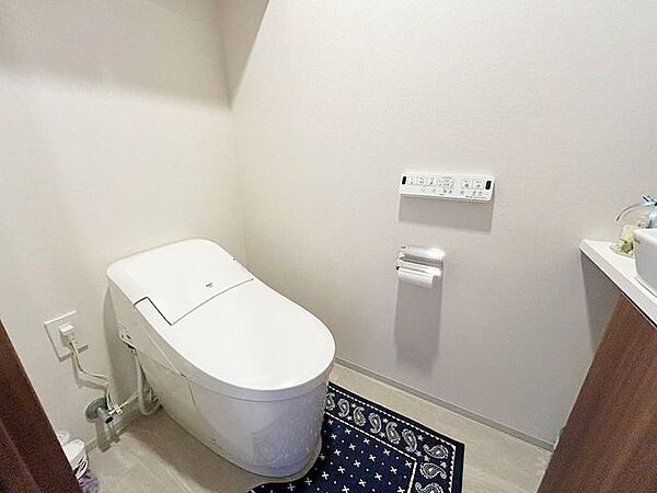 トイレを拡大表示