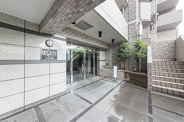 エントランスを拡大表示