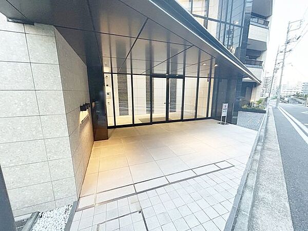 エントランスを拡大表示