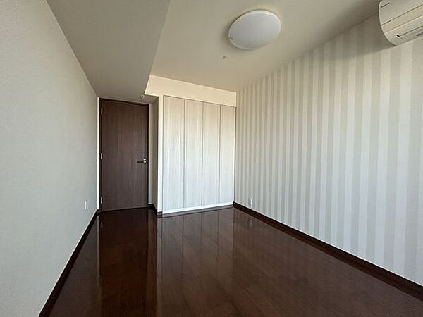 洋室を拡大表示