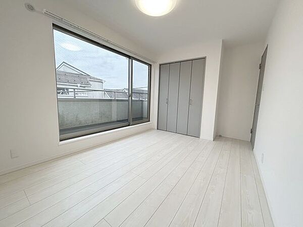 洋室を拡大表示