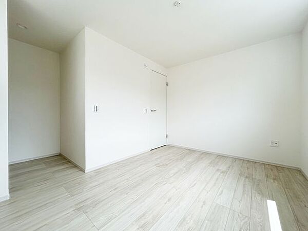 洋室を拡大表示