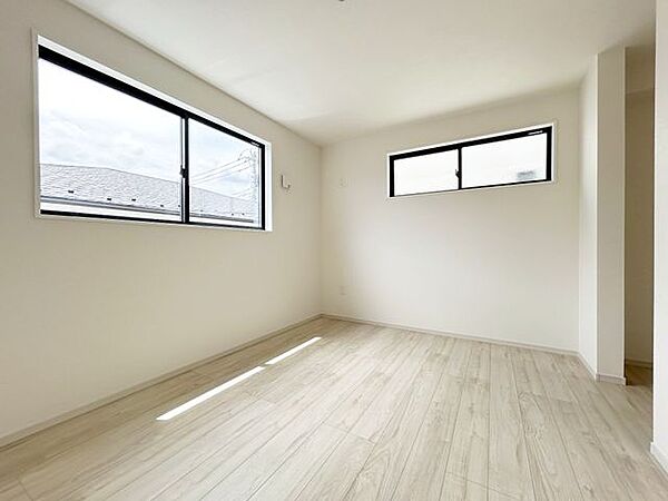 洋室を拡大表示