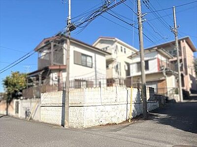 外観:現地(2025年11月撮影) 外観:現地(2025年11月撮影)