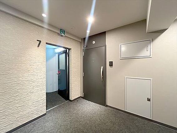 7階共用廊下か...