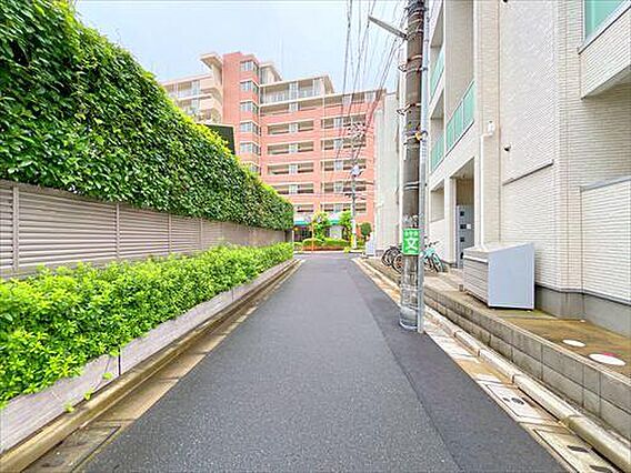 東側前面道路（...