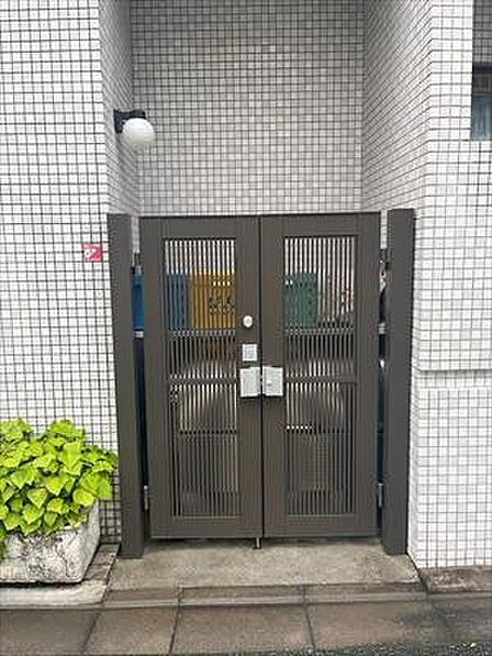ゴミ置き場