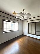 洋室（東側）