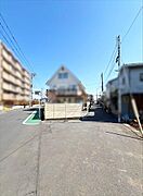 現地前道路