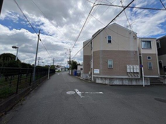 南側前面道路