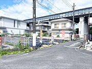 現地［遠景］