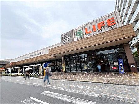 ライフ蕨駅前店(280m)