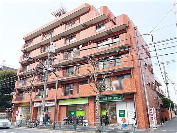 外観（2024...