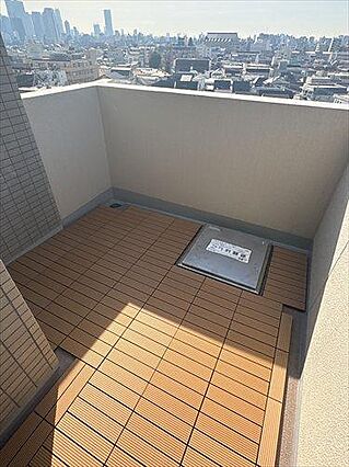ルーフバルコニ...