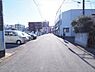 その他：前面道路（物件：左側）