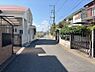 その他：前面道路（物件：右手）