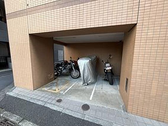 駐輪場（2）