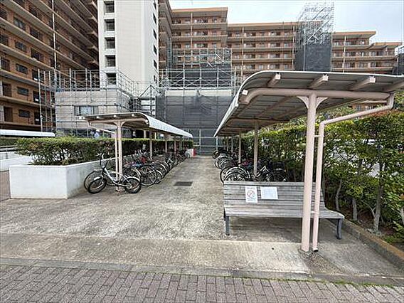 駐輪場