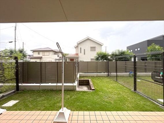 専用庭：202...