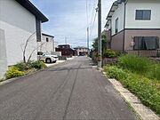 東側前面道路2