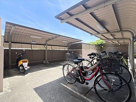 駐輪場・バイク置き場