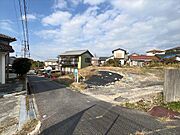 前面道路（南東側から撮影）-1
