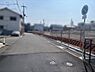 その他：東側道路（南方向に撮影）