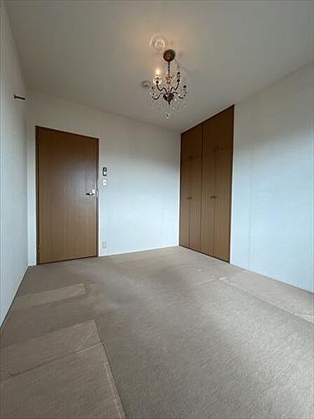 洋室約5.7帖(2)