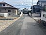その他：西側前面道路