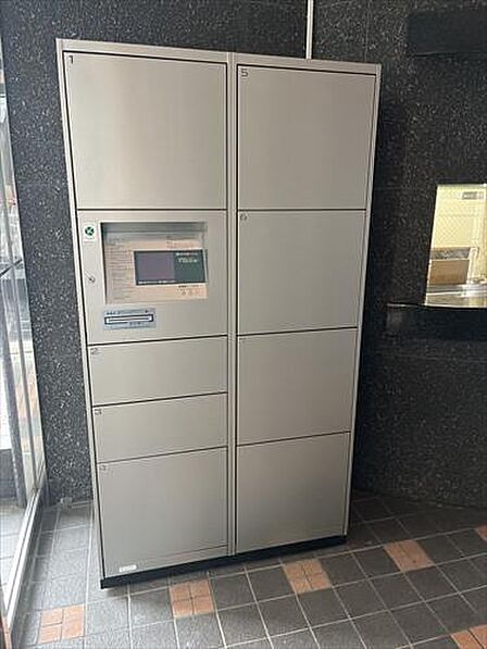 宅配ボックス