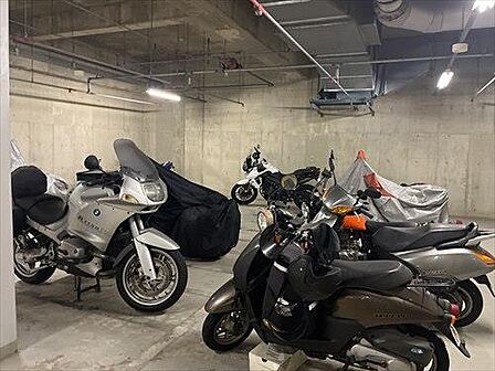 バイク置き場