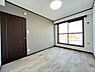 その他：北東側洋室約5.4帖