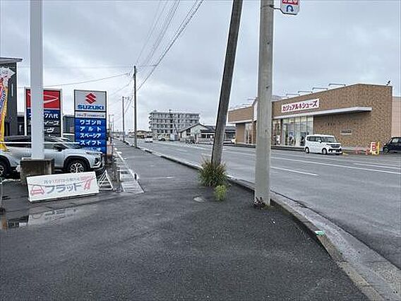 東側歩道2