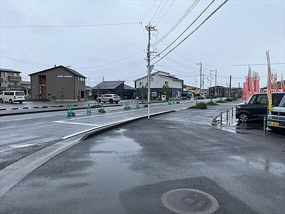 南西側歩道