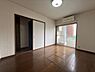 その他：1階洋室6帖