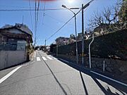 前面道路写真（2025年3月撮影）
