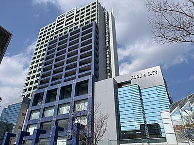 外観:外観(南東側より撮影) 外観:外観(南東側より撮影)
