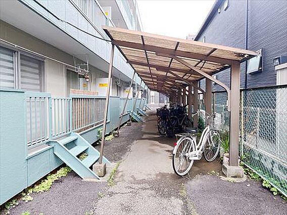 駐輪場