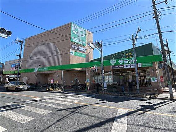 サミットストア...
