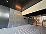 その他：建物入り口
