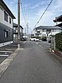 東側前面道路