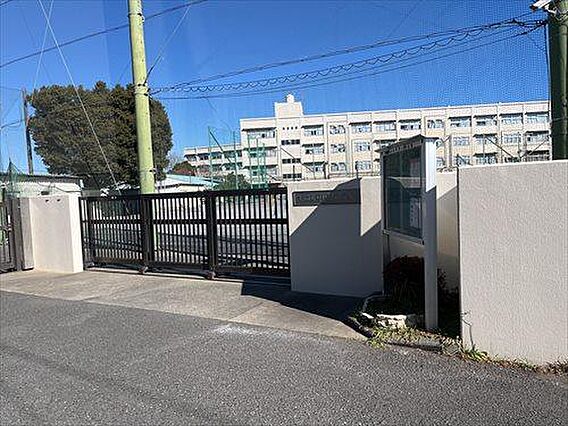 中山小学校まで...