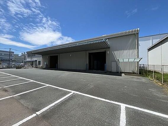 建物外観（倉庫...